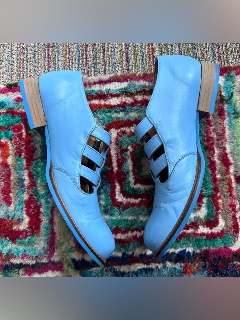 Fluevog EXCELLENT Biblio McPhee baby blue leather triple t-strap buckle shoe -12 - Picture 8 of 16